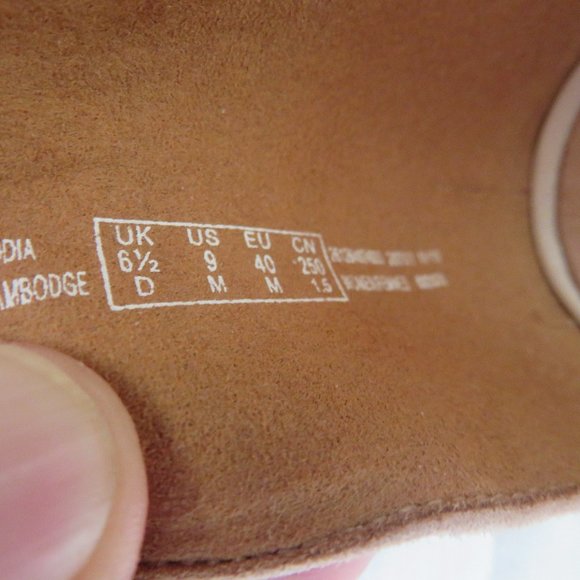 NWOT Women's Clarks Artsian Nude Suede Gladiator Lace Up Sandals - Picture 8 of 8